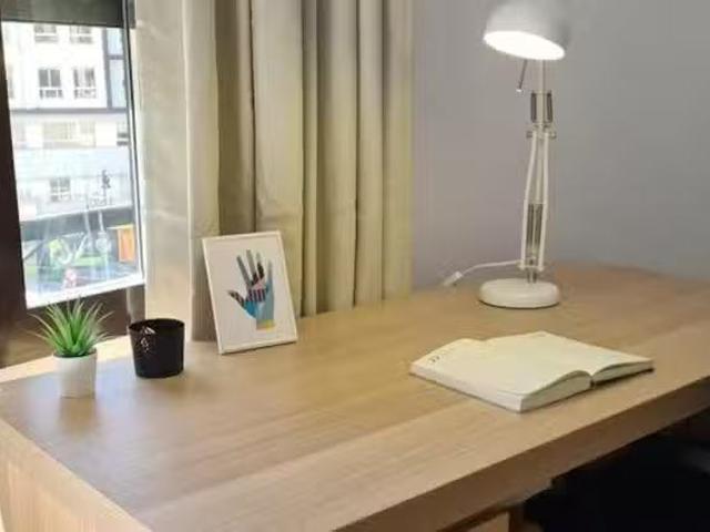 Nuevo Habitación en Avinguda de l'Oest, Ciutat Vella