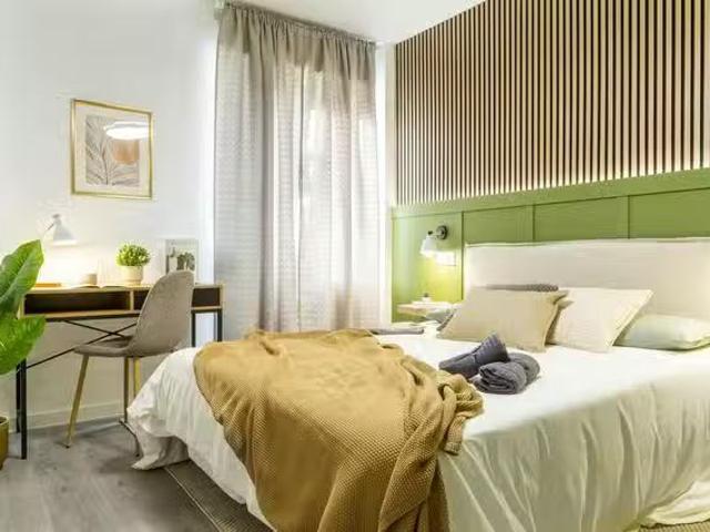 Bonito Habitación en Calle Titulcia