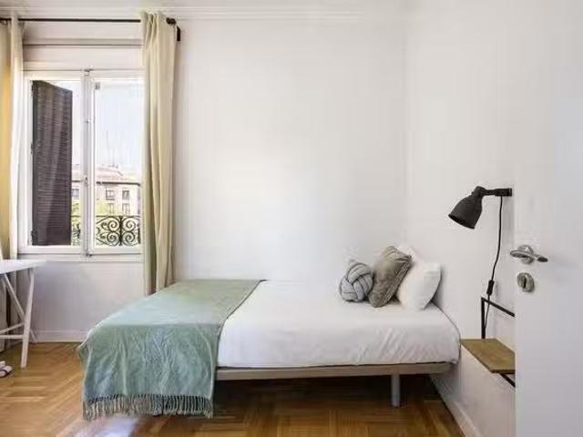 Acogedor Habitación en Calle de Alberto Aguilera