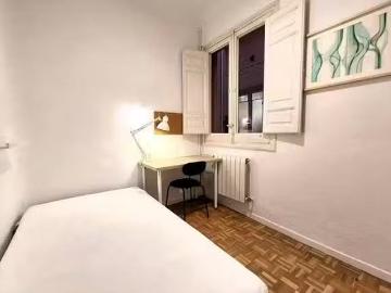 Bonito Habitación en Calle de Bailén