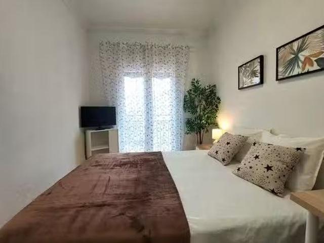 Nuevo Habitación en Calle de Juan Bautista de Toledo