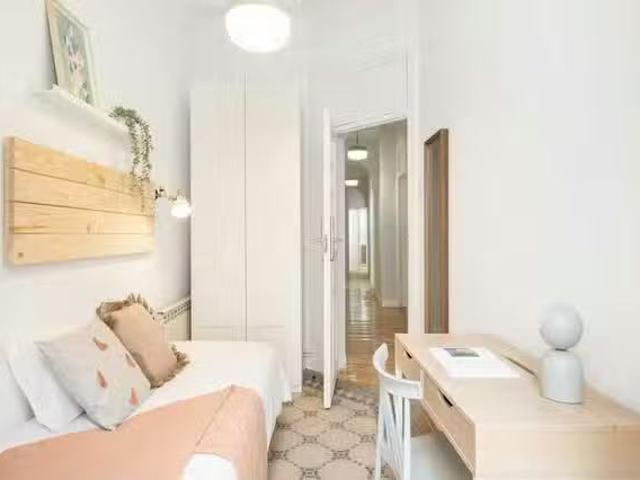 Único Habitación en Calle de la Flor Alta, Centro