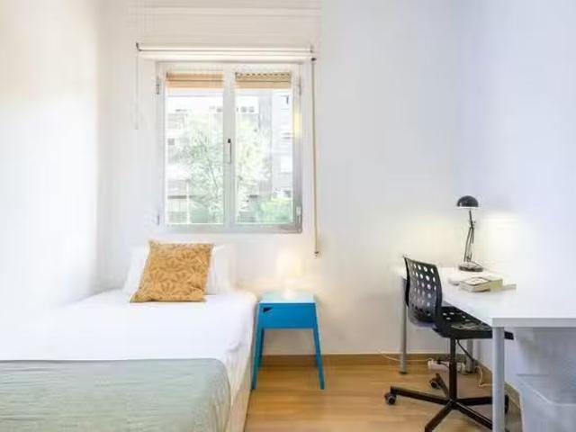 ¡Renta! Habitación en Calle de Palos de la Frontera, Palos de.