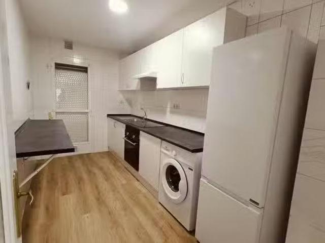 ¡En alquiler! Habitación en Calle de San Cipriano, Vicálvaro