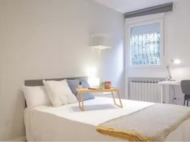 Encantador Habitación en Calle de Seseña