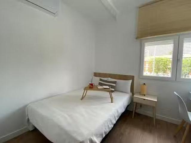 Nuevo Habitación en Calle del Doctor Urquiola, Vista Alegre