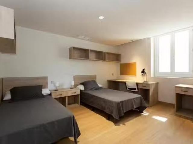 ¡Oferta! Habitación en Calle del Rey