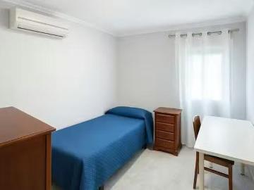Bonito Habitación en Calle Doctor Delgado Roig, San José Obrero