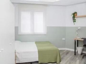 Encantador Habitación en Calle Italia, Delicias