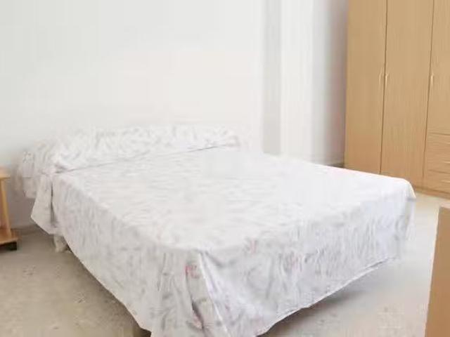 Nuevo Habitación en Calle las Cruzadas