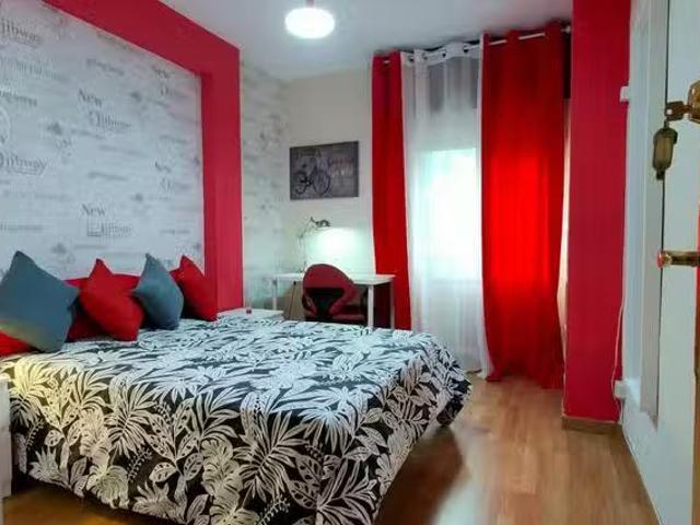 Barato Habitación en Calle Manuel Azaña, Junta Municipal 1
