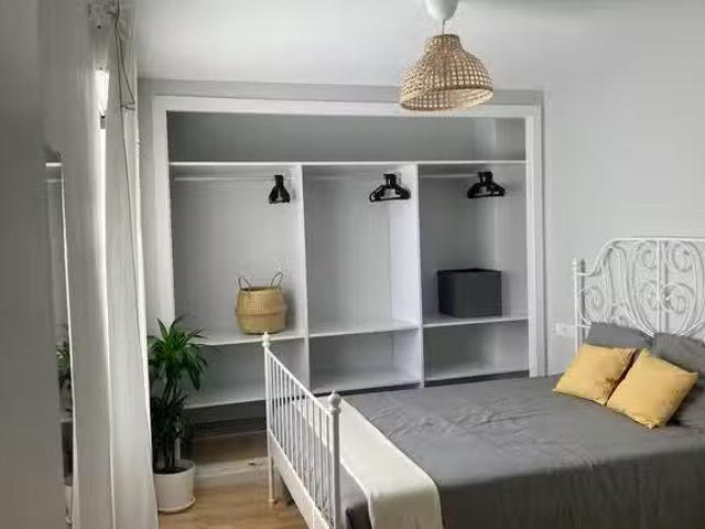 Encantador Habitación en Calle Maestro Marqués, Mercado