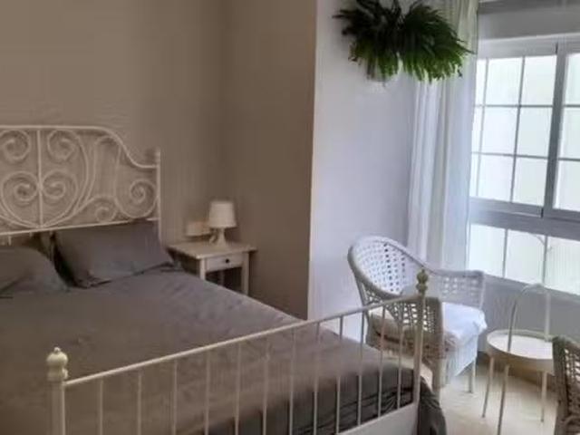 ¡Renta! Habitación en Calle Maestro Marqués, Mercado