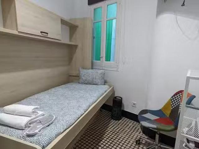 ¡Oferta! Habitación en Calle Marqués de Santa Ana, Universidad