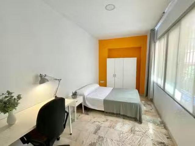 Barato Habitación en Calle Porvenir, Porvenir