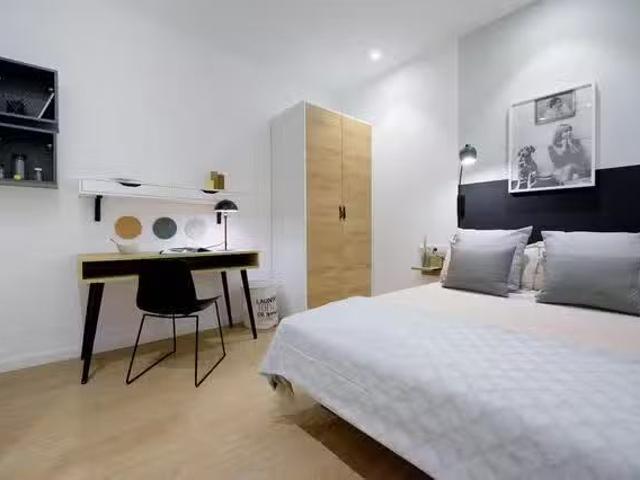 Barato Habitación en Calle Salamanca, Gran Vía