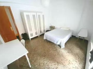 ¡Recién llegado! Habitación en Calle Submarino, Les Tendetes