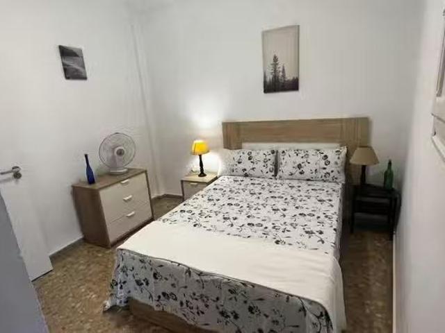 Encantador Habitación en Carrer Alboraia, Trinitat