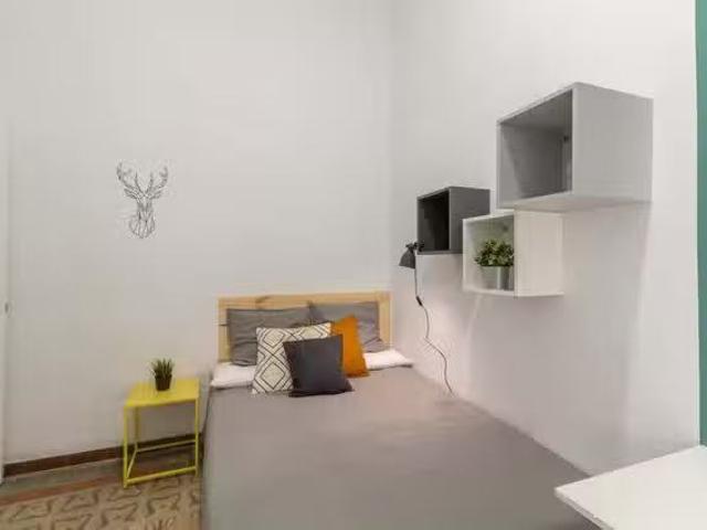 Acogedor Habitación en Carrer Gran de Gràcia