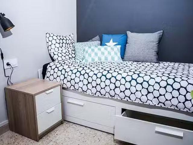 ¡Oferta! Habitación en Carrer d'Aragó
