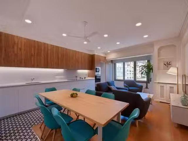 Bonito Habitación en Carrer de Balmes