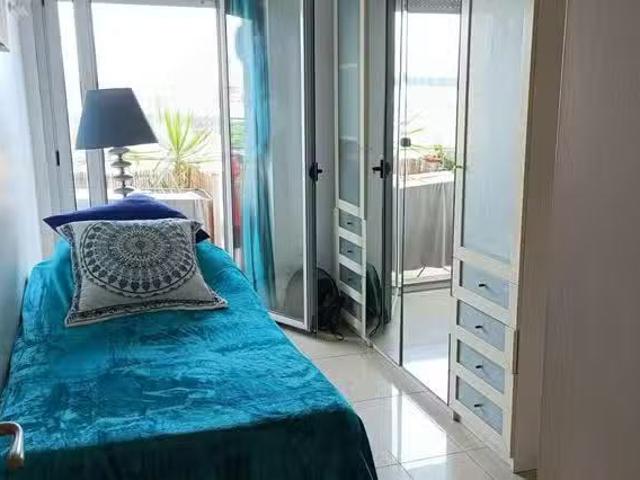 Acogedor Habitación en Carrer de la Mar Jònica