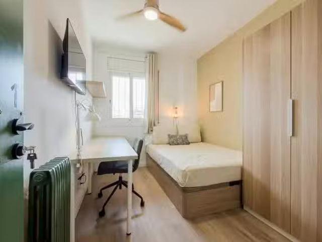 Barato Habitación en Carrer de Lepant, Eixample