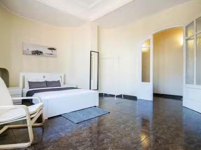 ¡En alquiler! Habitación en Carrer de Sant Valero, Russafa