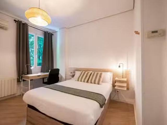 ¡En alquiler! Habitación en Carrer de Sant Vicent Màrtir, Arra.