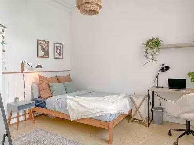 ¡Renta! Habitación en Carrer de Roger de Llúria, L'Eixample