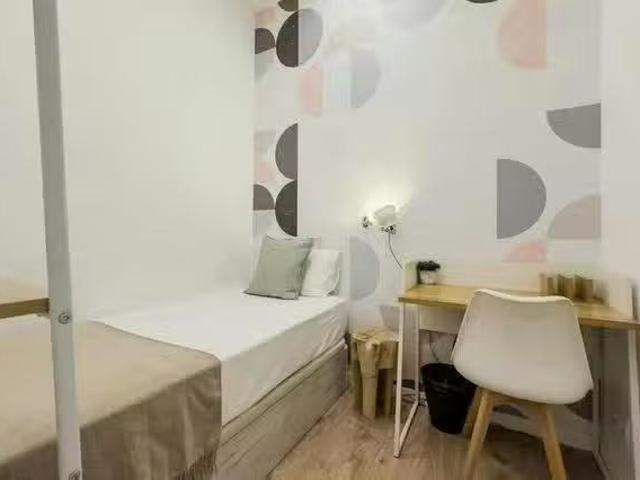 Bonito Habitación en Carrer d'Escudellers, El Gòtic