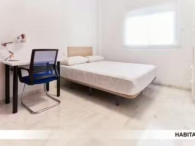 Bonito Habitación en Carretera Su Eminencia, Avenida de La Paz