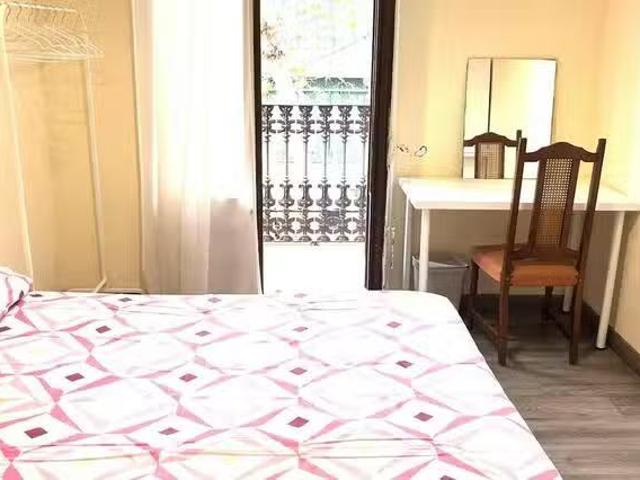 ¡Recién llegado! Habitación en Gran Via de les Corts Catalanes.