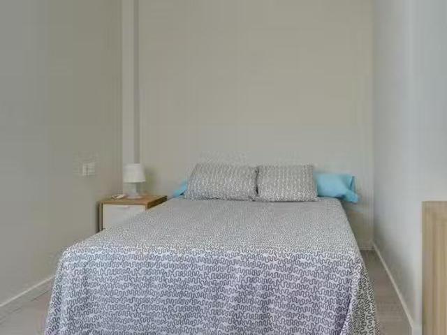 Barato Habitación en Paseo de Fernando el Católico, Universidad