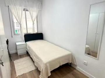 Acogedor Habitación en Paseo de Goya