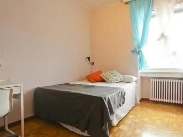 Nuevo Habitación en Paseo de la Castellana, Almenara