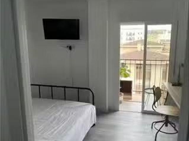 ¡Recién llegado! Habitación en piso compartido, Carlos Haya, M.