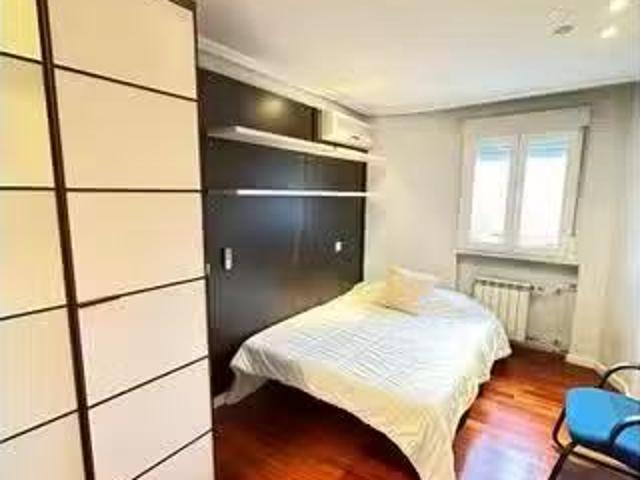 ¡En alquiler! Habitación en piso compartido en alquiler en Com.