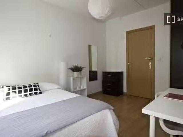 ¡Recién llegado! Habitación en piso compartido en alquiler en.