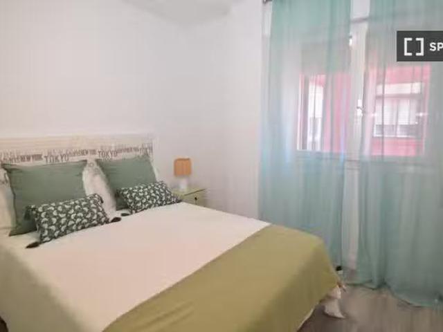 Bonito Habitación en piso compartido en Santander