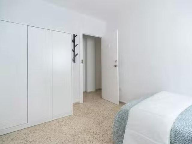 Barato Habitación en Plaça de Clavé