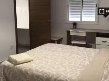 Barato Se alquila habitación, apartamento de 5 dormitorios, Be.