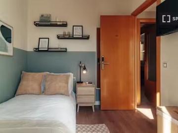 ¡Renta! Se alquila habitación en piso compartido en Barcelona