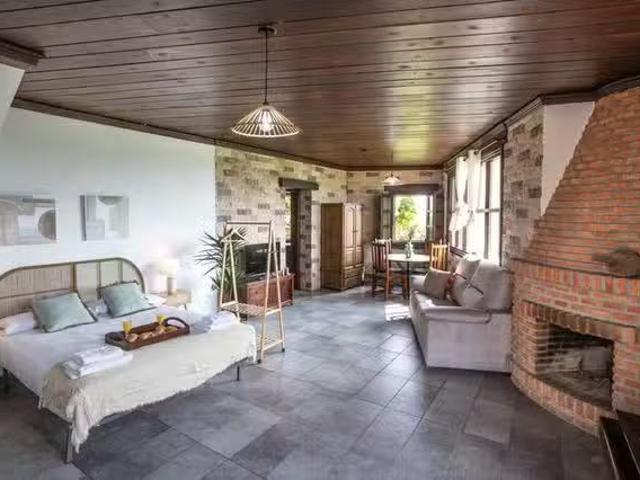 ¡Renta! Piso de 1 habitación en Villaviciosa