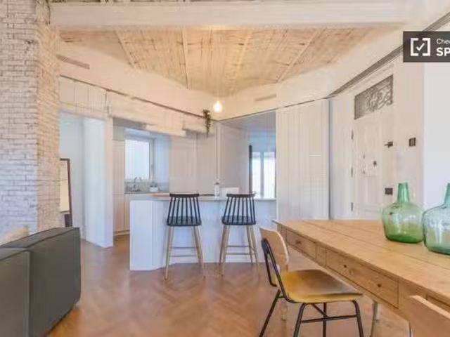 ¡En alquiler! Piso de 2 habitaciones en alquiler en Russafa, V.