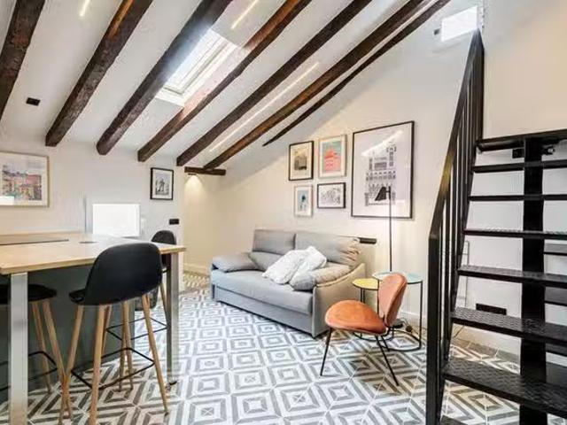 ¡Renta! Piso de 2 habitaciones en Madrid