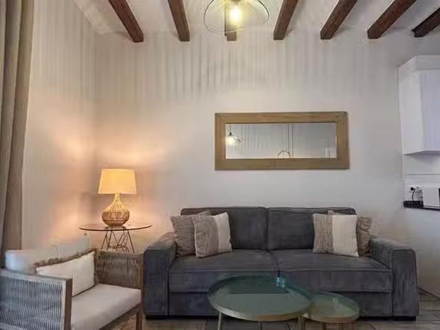 Barato Piso de 3 habitaciones en Barcelona