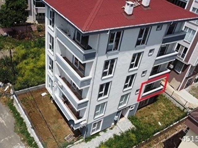 BARBAROS,TOPAĞAÇ mah.sinde sıfır ara kat 1+1 satılık daire.