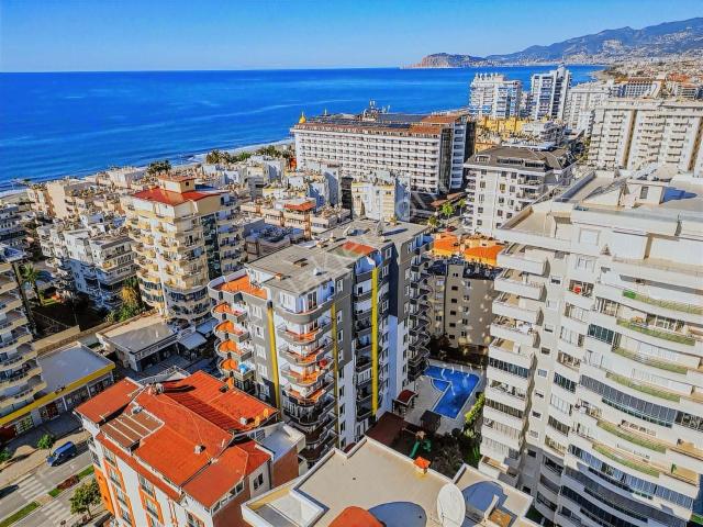 Barbaros Cad. Acil Satılık 2+1 Eşyalı Daire Denize 100m