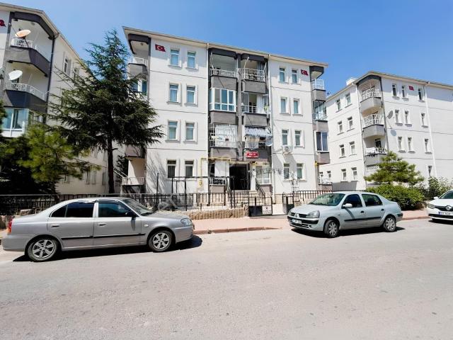 Barbaros Mah.özkızılırmak Sitelerinde Satılık 2+1 Daire